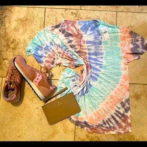 SOLD ❤️American Eagle AE Tye Die TShirt